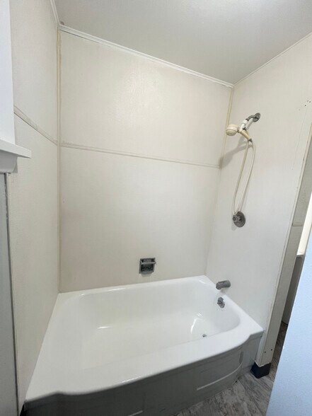 Building Photo - 1114-1116 N 24th St