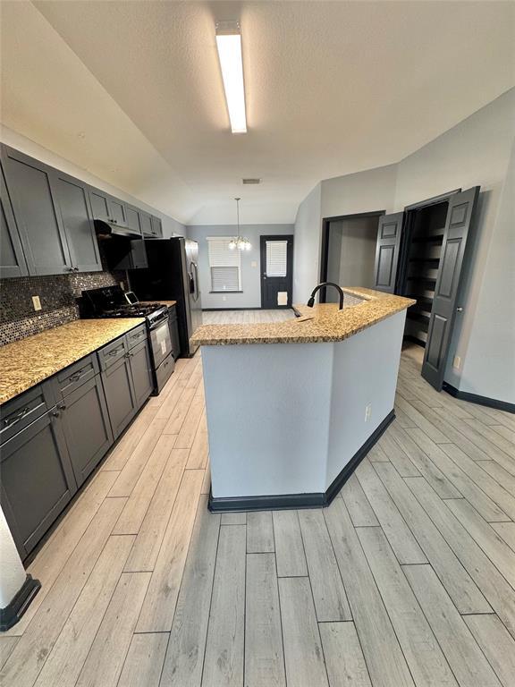Building Photo - 6610 Pine Tree Springs