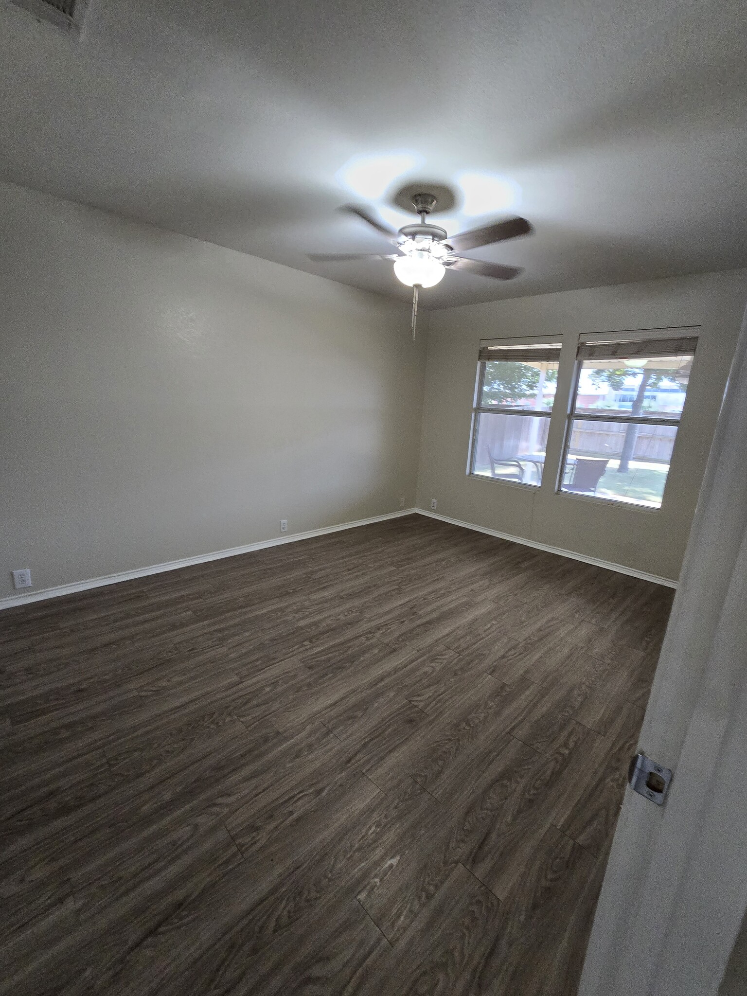 Master Bedroom - 3609 Sonoma Dr