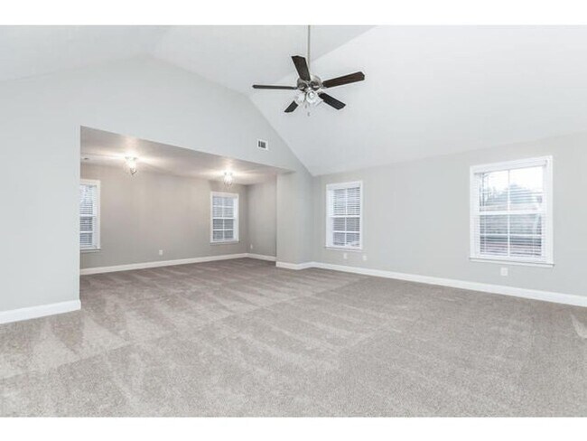 Building Photo - 210 Palisade Rdg