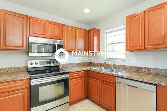 Building Photo - 3 Bedroom Pet-Friendly Home in Port St. Lucie, FL with Main Street Renewal