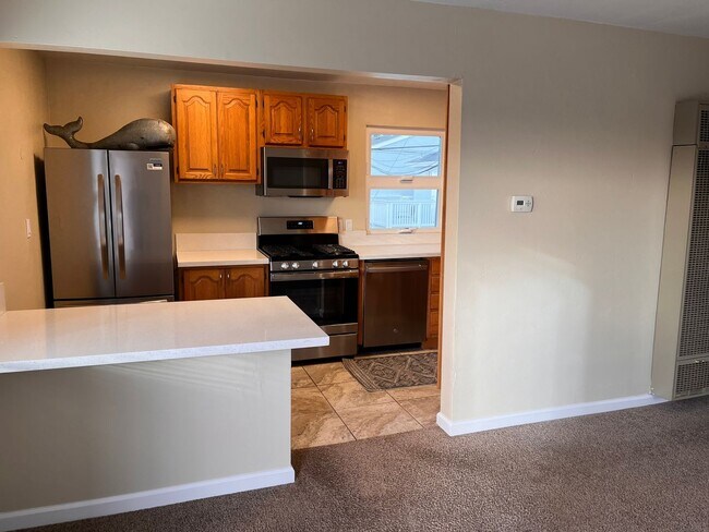 Building Photo - kl303r