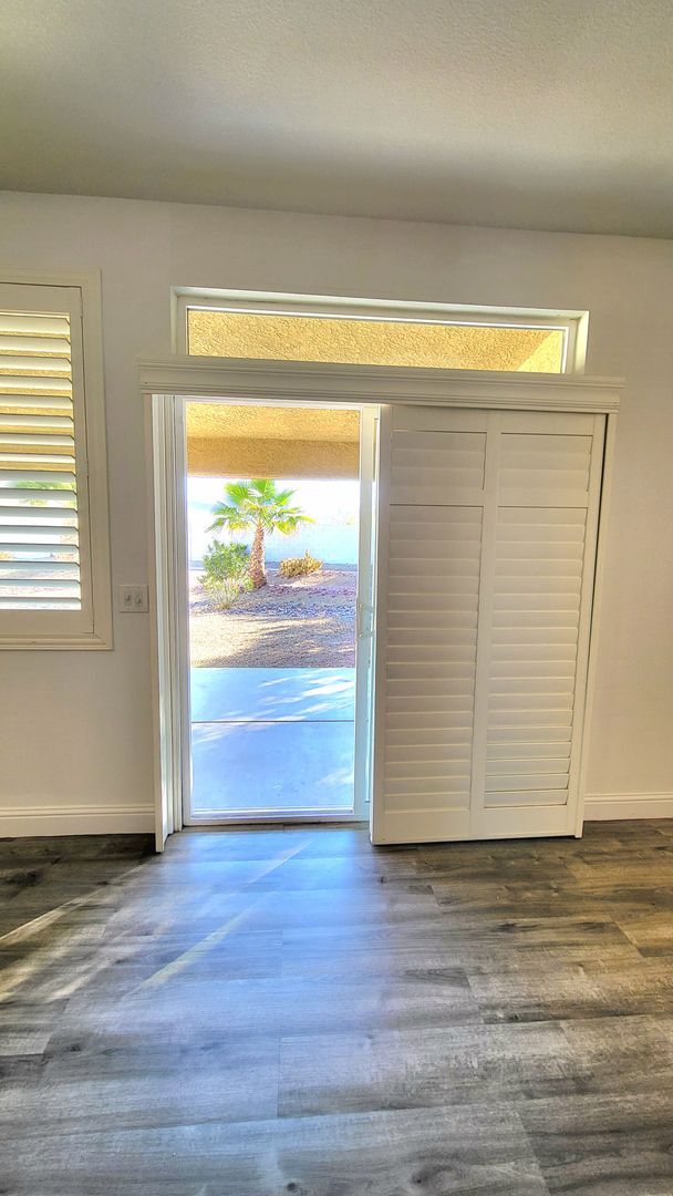 Building Photo - MAYFIELD RANCH ESTATES - N. Mayfield Ranch...