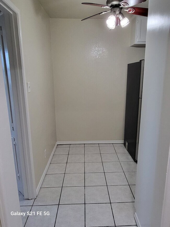 Building Photo - 2100 Cabrillo Ave