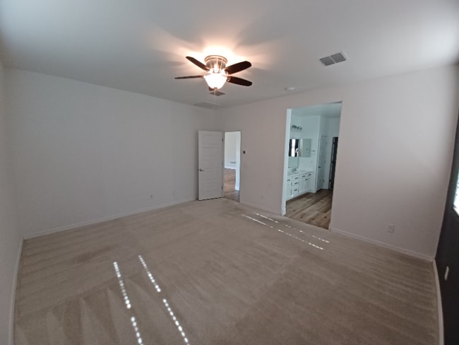 Building Photo - 9738 E Tumeric Ave