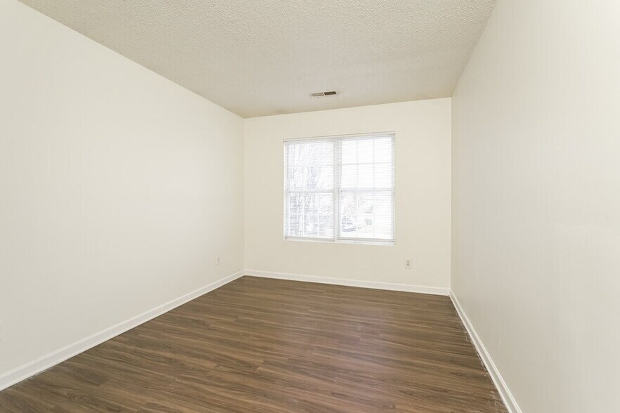 Building Photo - 4802 Mystic Oak Dr