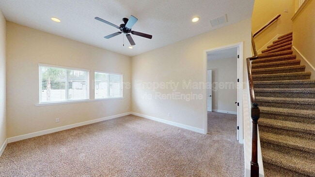 Building Photo - 463 Oxford Estates Way