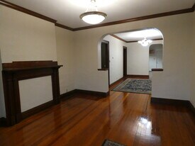 Building Photo - 426 Maryland Ave