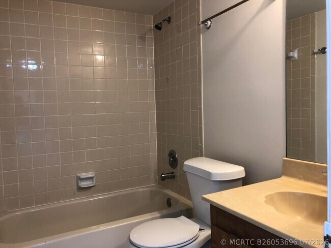 Building Photo - 10714 Royal Palm Blvd