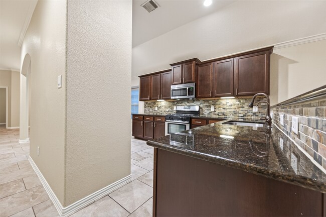 Building Photo - 20731 Calloway Crest Ct