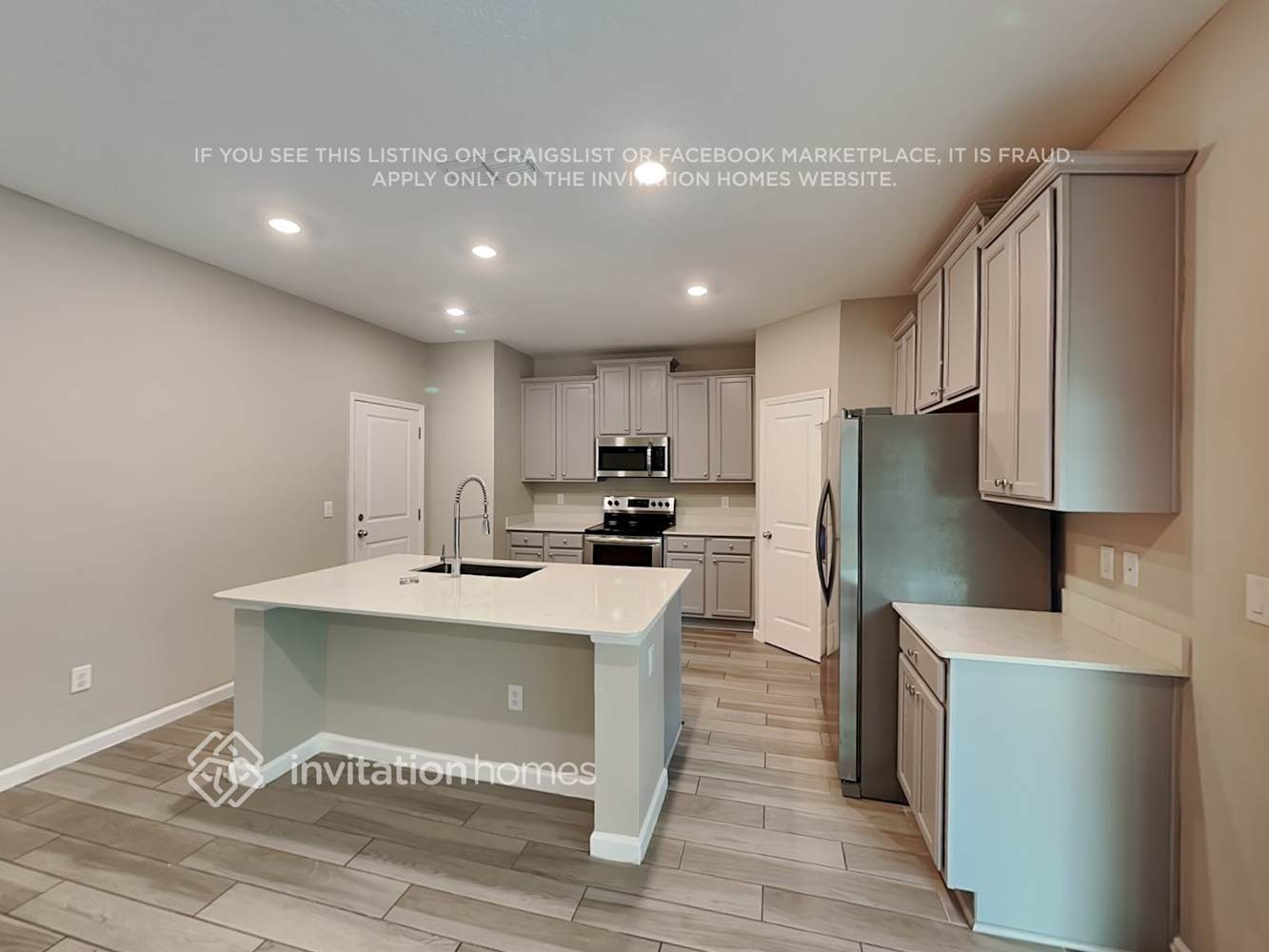 Building Photo - 2558 Laylas Wy