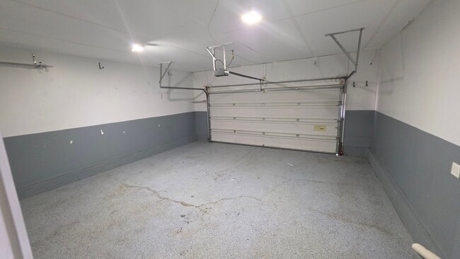 Building Photo - 7308 W 51st St