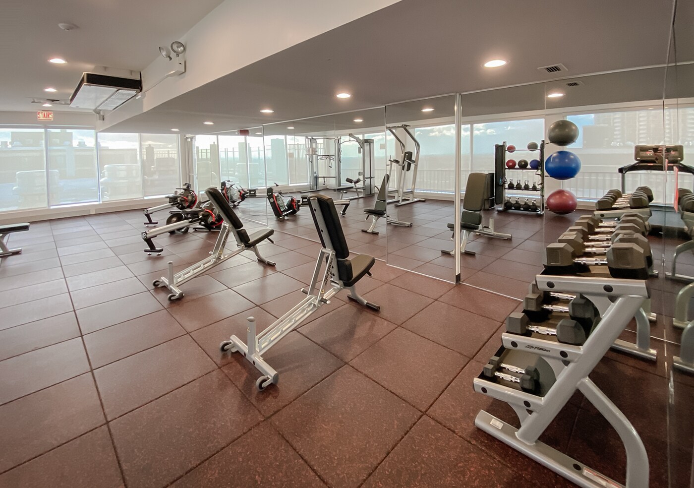 29th Floor Gym - 6171 N Sheridan Rd