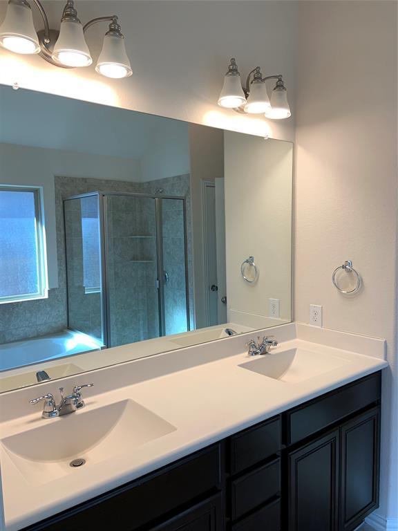 Building Photo - 501 Cardenas Ln