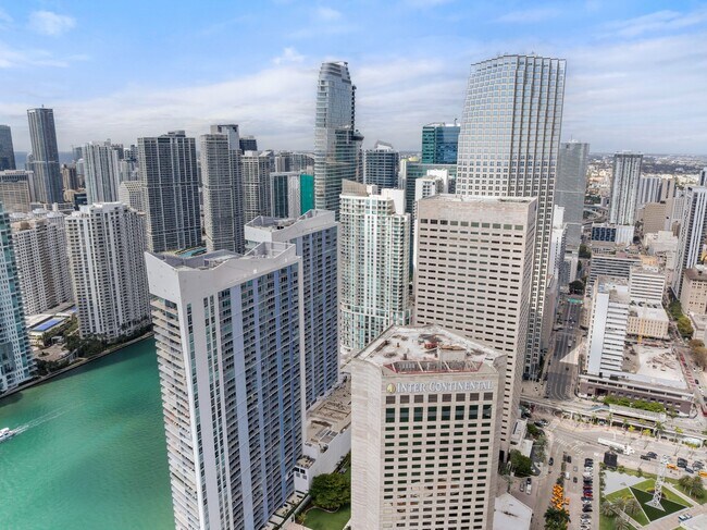 Building Photo - 300 S Biscayne Blvd