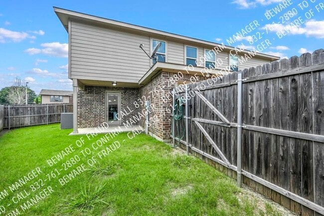 Building Photo - 5827 Tinsley Dr