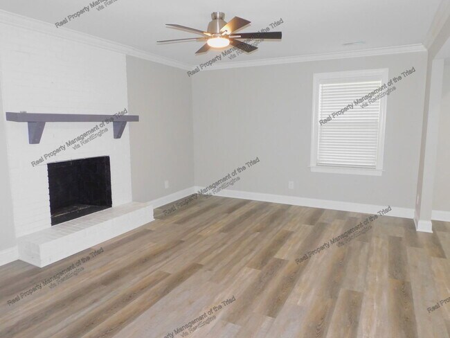Building Photo - 507 Arrowhead Dr