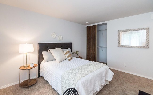 Building Photo - 12345 Maverick Dr