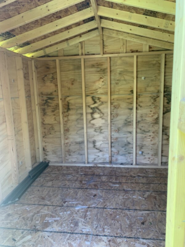 Building Photo - 186 Davos Rd