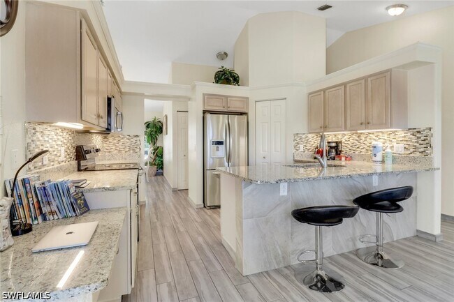 Building Photo - 12406 Lake Shalimar Dr