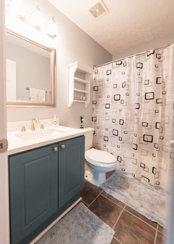 Building Photo - 7401 Starvalley Dr