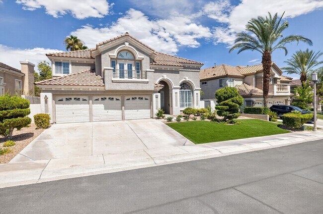 Building Photo - 8824 Cortile Dr