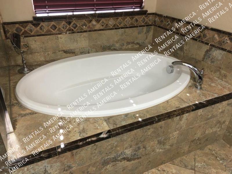 Building Photo - 1912 W Black Hill Rd