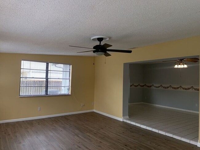 Building Photo - LOVELY NORTHDALE POOL HOME