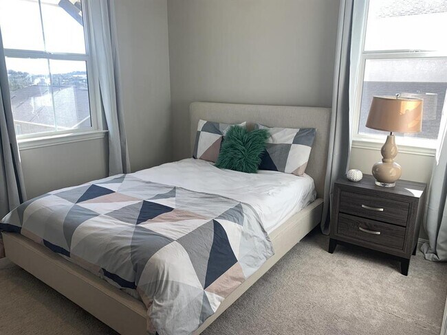 Building Photo - 12504 Ayrshire Wy