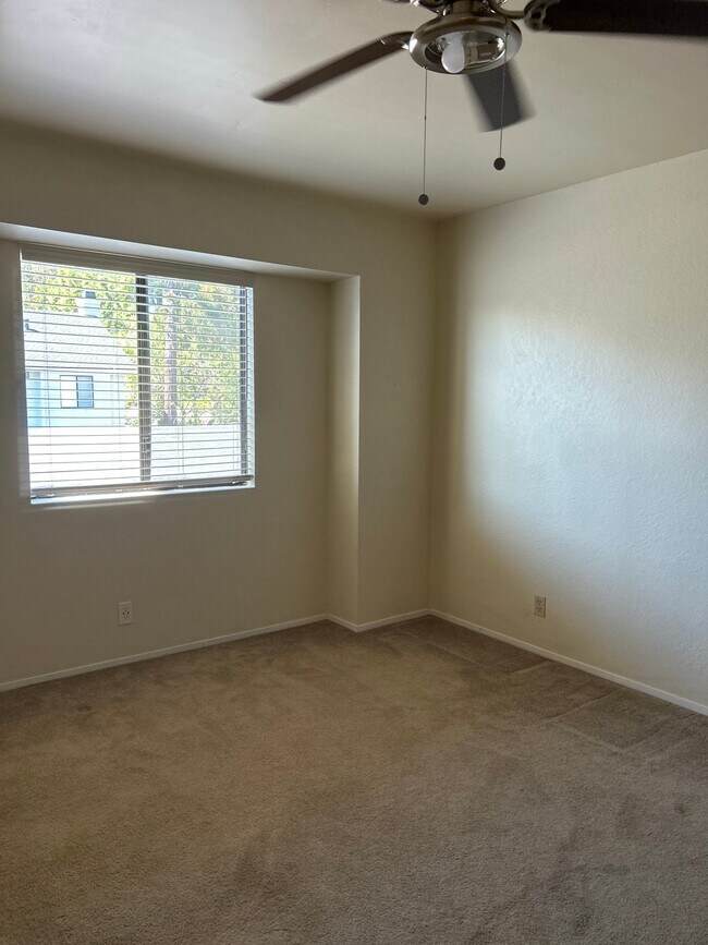 Building Photo - 355 N Chorro St