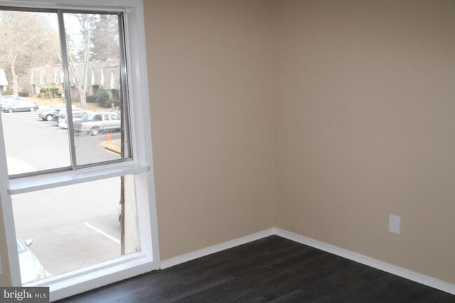 Building Photo - 10308 Watkins Mill Dr