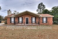 Building Photo - 3859 Fairington Dr