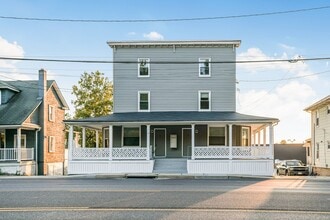 Building Photo - 10876 York Rd