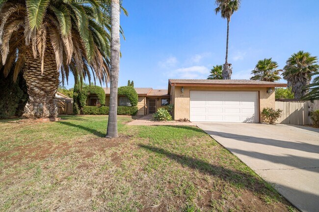 Building Photo - Charming 3 bedroom 2 bath in Escondido!
