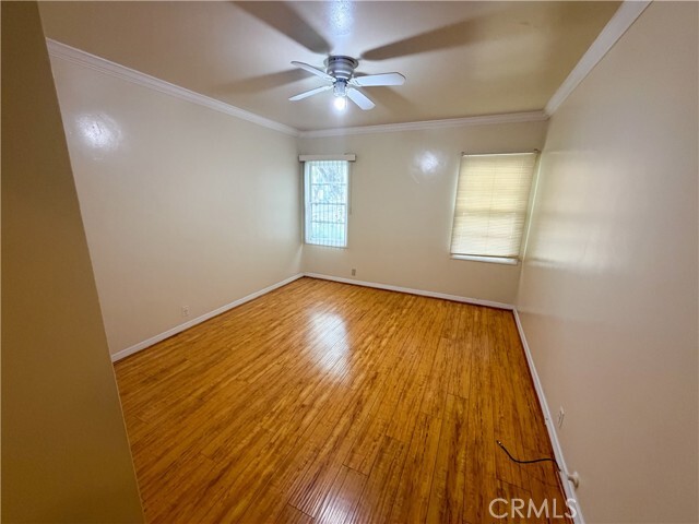 Building Photo - 833 N Lacy St