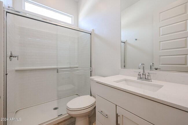 Building Photo - 7702 W Jackrabbit Ln