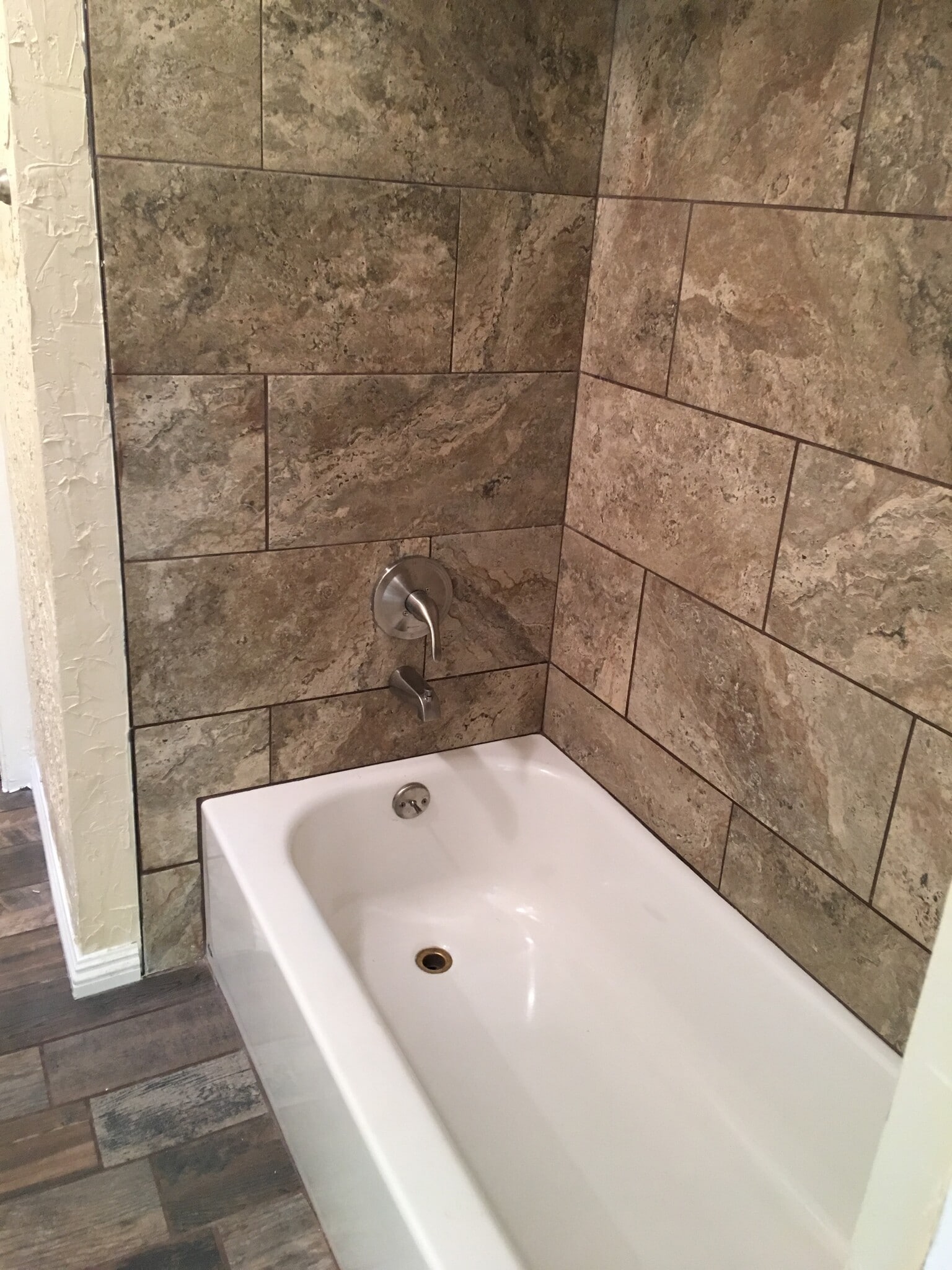 Building Photo - 5031 Bakman Ave