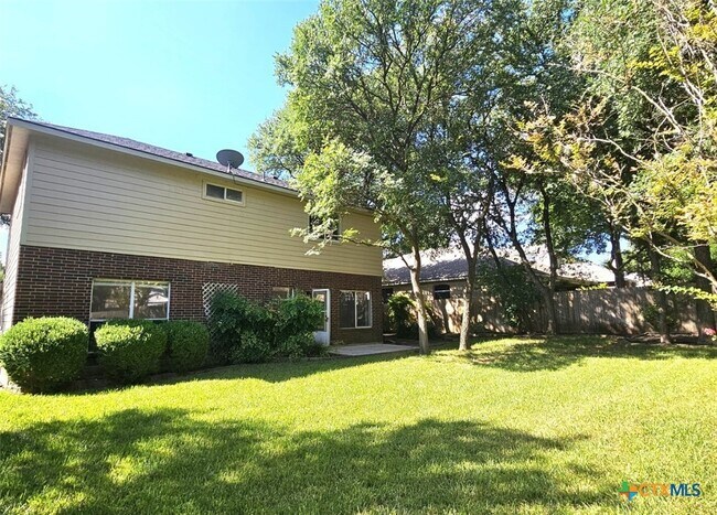Building Photo - 1125 Berry Creek Dr