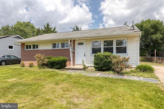 Building Photo - 142 Alview Terrace