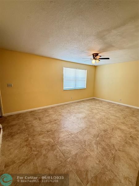 Building Photo - 5706 Blueberry Ct