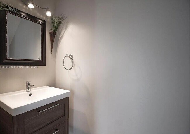 Building Photo - 19416 SW 25th Ct