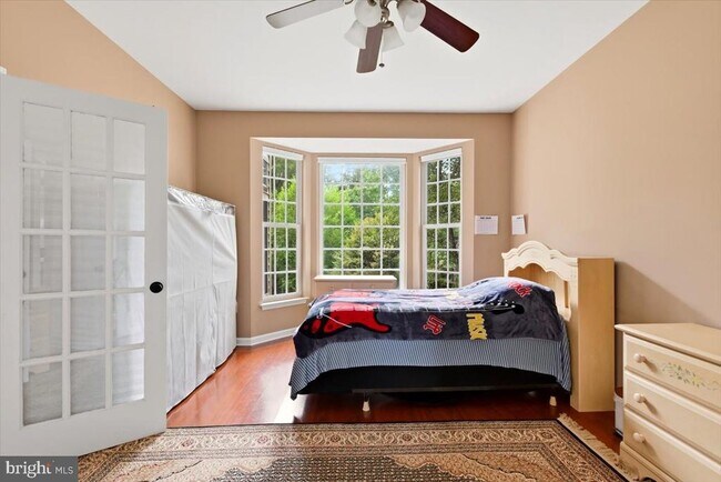 Building Photo - 9255 Bowers Brook Pl
