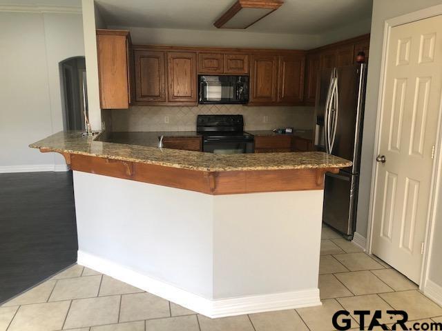 Building Photo - 217 Cass Cir