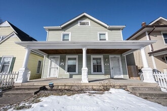Building Photo - "Charming 2-Bedroom Duplex with Hardwood Floors in Indianapolis - Perfect Rental Opportunity!"