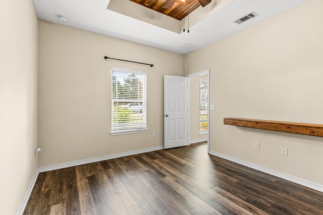 Building Photo - 3229 Atlas Dr