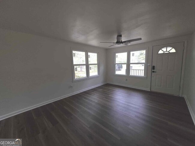 Building Photo - 15 Dixie Dr