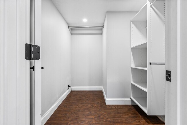 Building Photo - 40 Seaview Ave