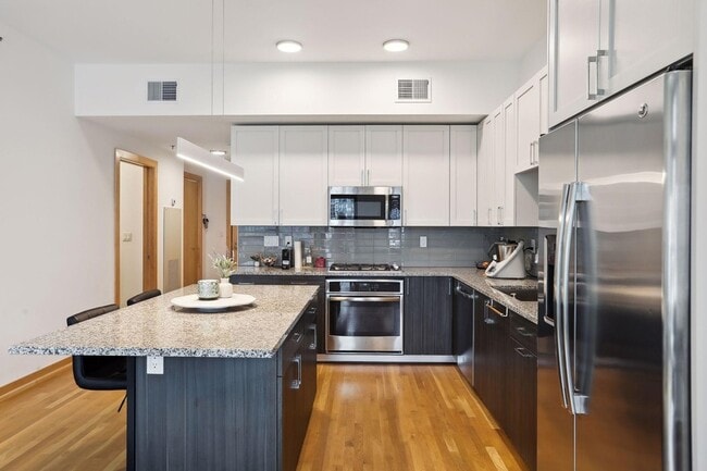 Building Photo - 1240 S 2nd St