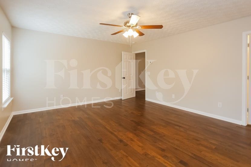 Building Photo - 96 Parkmont Ln