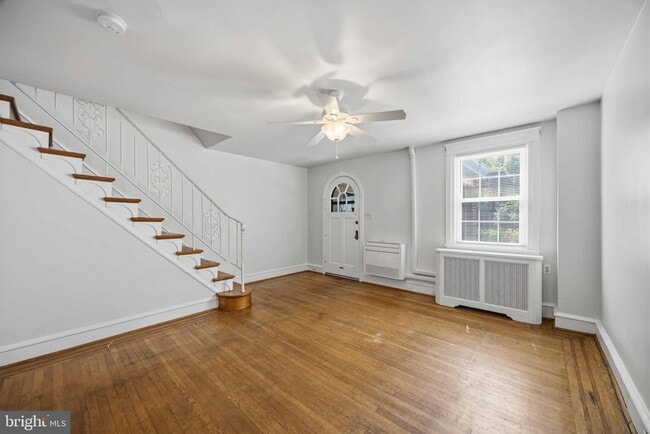 Building Photo - 3323 Tilden St